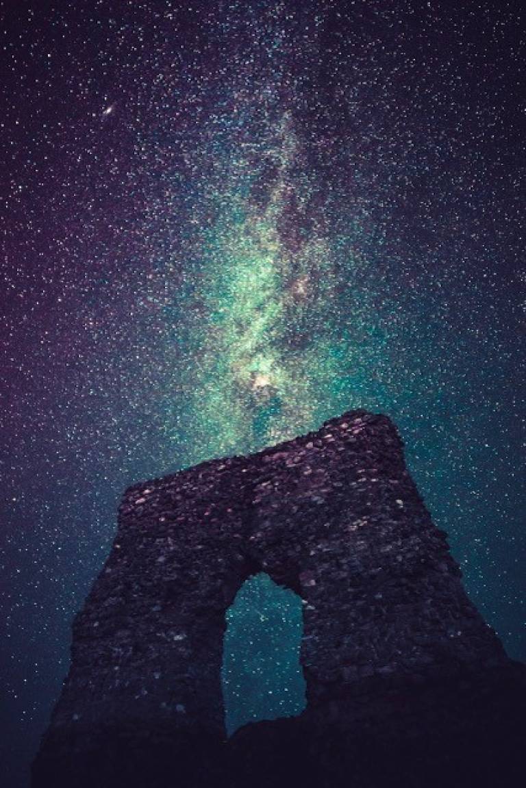 Simon White - Dunnideer