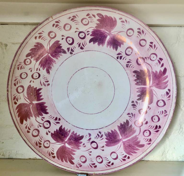 Unknown - Large Pink Lustre Charger