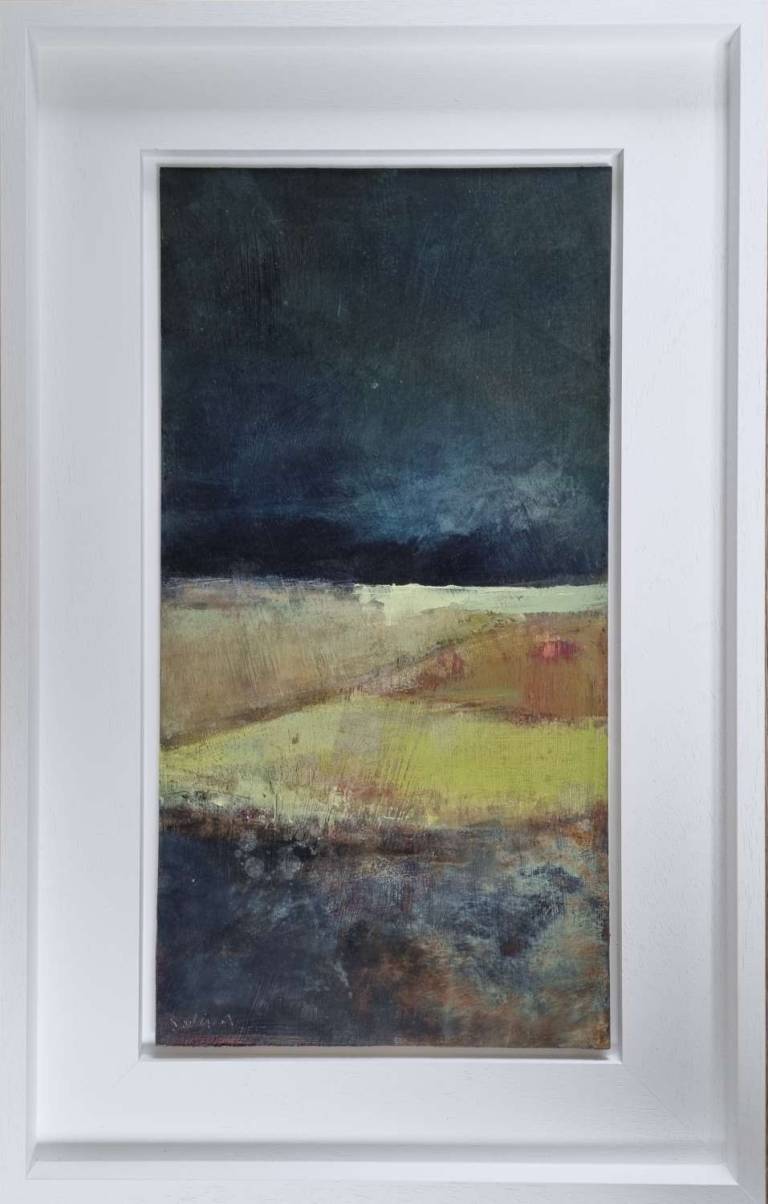 Standing on the edge of the sky - Sophie Velzian