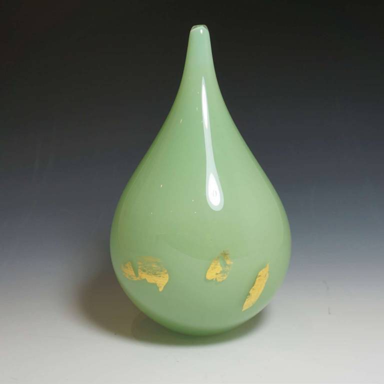 Dewdrop Opaque Green With 23.5 Carat Gold Leaf