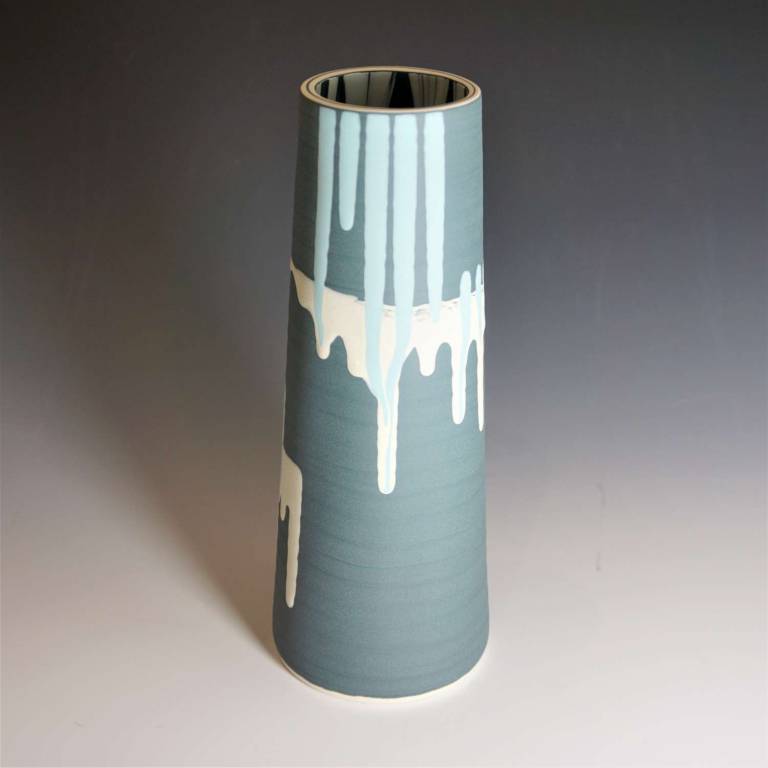 Medium Waterfall Stem Vase Navy Blue