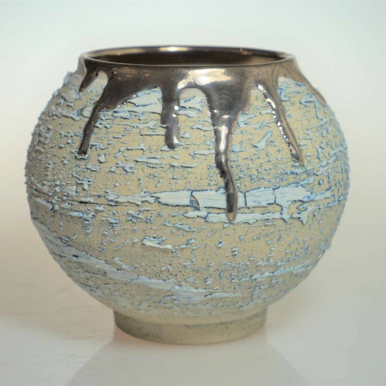 Textured Moon Jar With Platinum Lustre Small