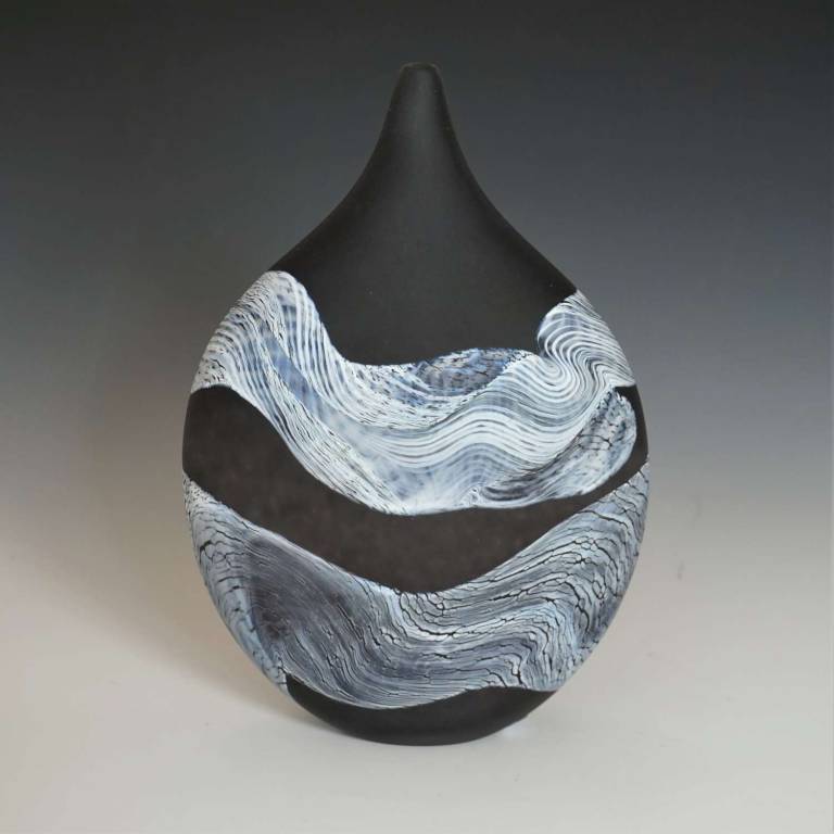 Small teardrop Vase Monochrome