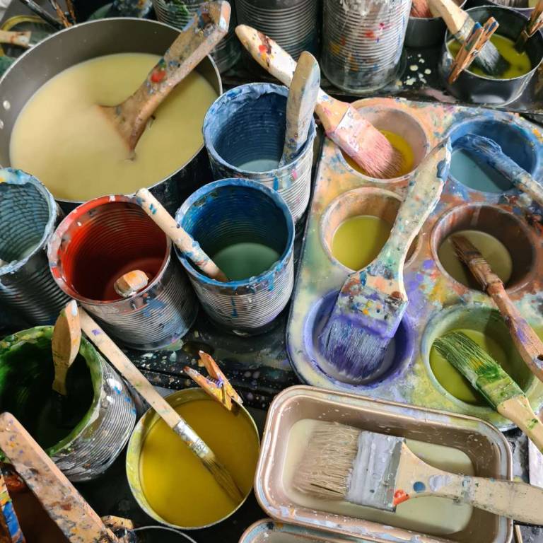 Making encaustic art - 